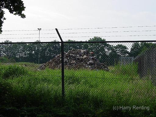 vuilnisbelt jun03 (7).JPG
